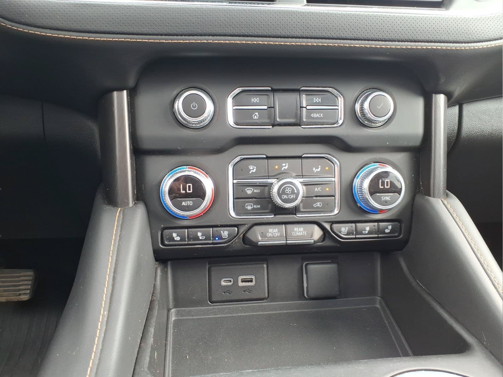 Certified 2022 GMC Yukon XL AT4 w/ Max Trailering Package AWD/4WD image 18