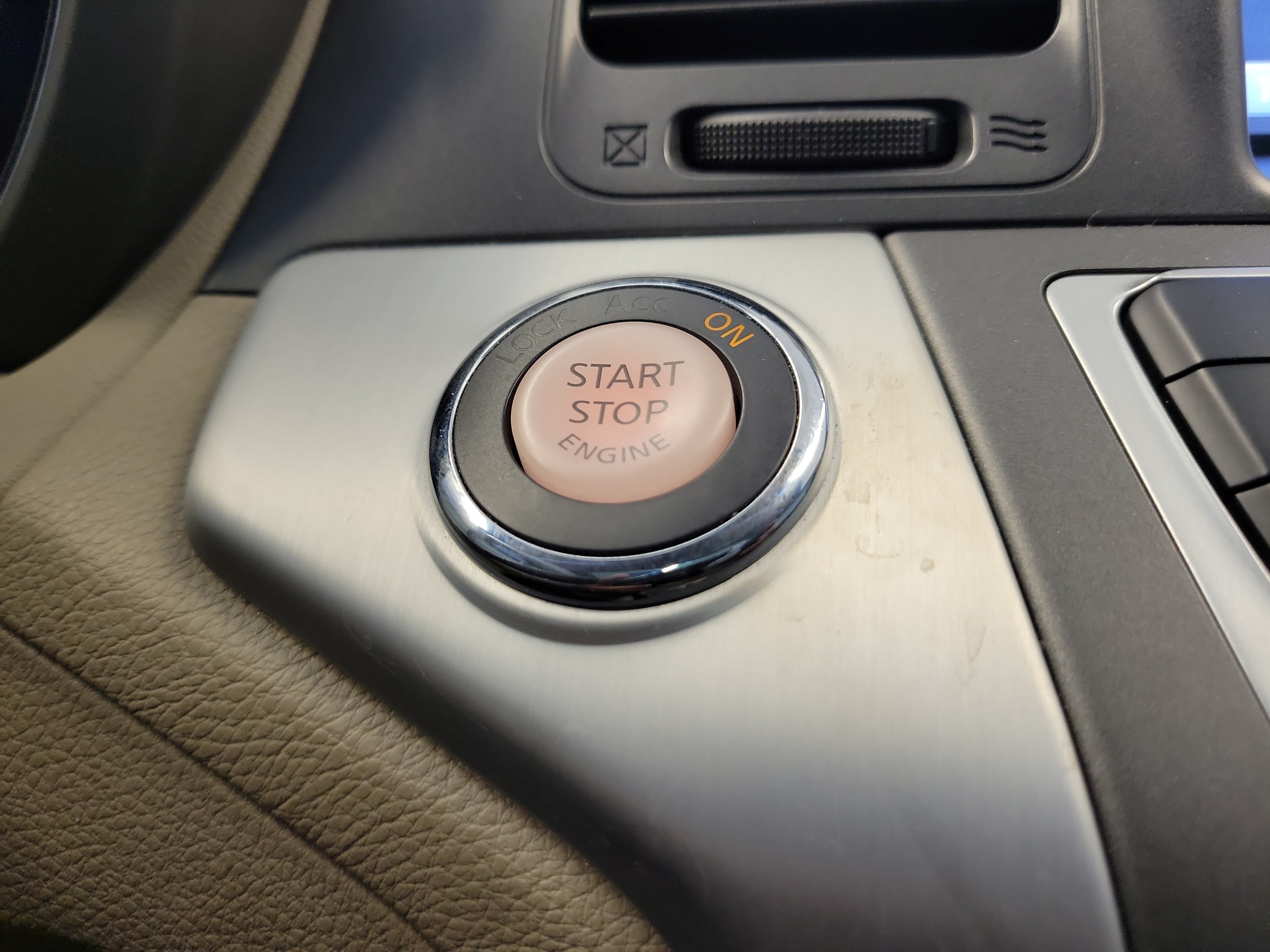 Used 2013 Nissan Murano SL FWD image 34