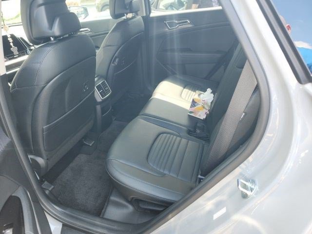 Certified 2024 Kia Sportage SX AWD/4WD image 32
