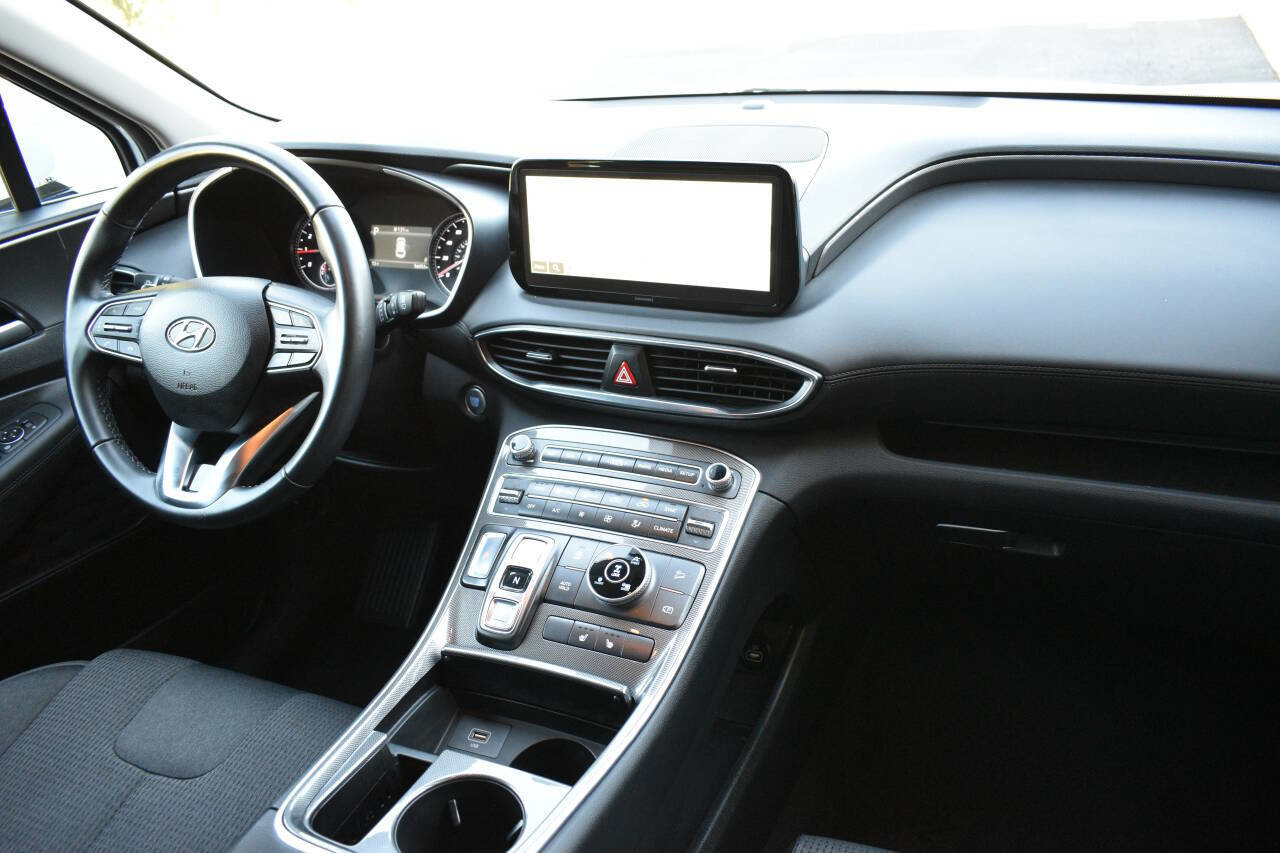 Used 2023 Hyundai Santa Fe SEL image 20
