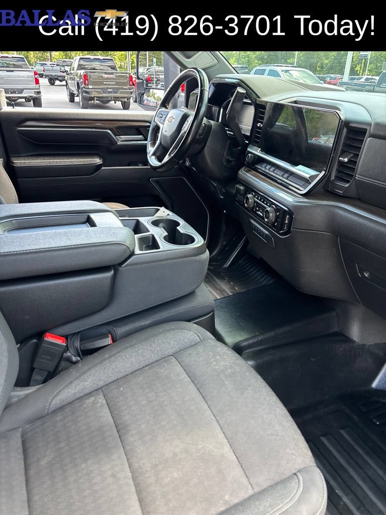 Certified 2024 Chevrolet Silverado 2500 LT w/ Convenience Package AWD/4WD image 13