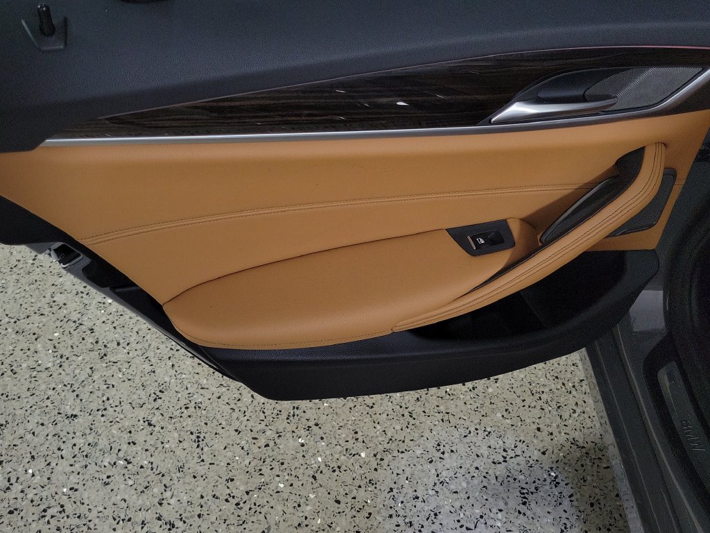 Used 2021 BMW 540i w/ Premium Package RWD image 16