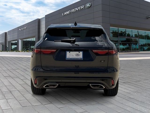 Used 2026 Jaguar F-PACE R-Dynamic S AWD/4WD image 4