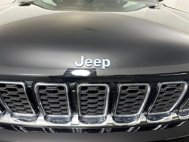 Used 2023 Jeep Grand Cherokee 4WD 4xe image 9