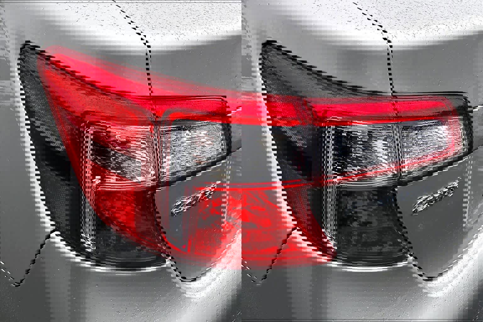 Used 2013 Toyota Camry LE image 27