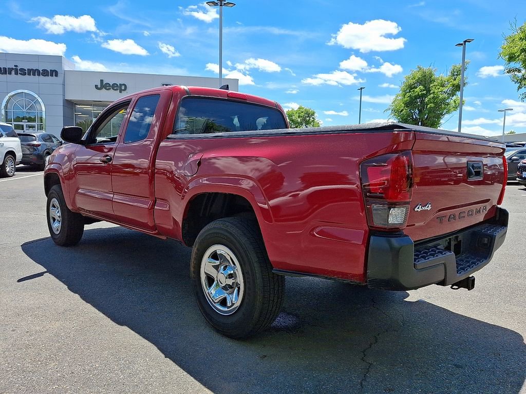 Used 2022 Toyota Tacoma SR AWD/4WD image 4