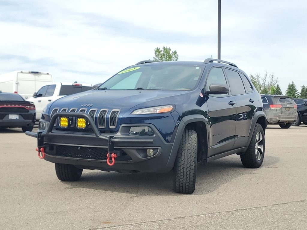 Used 2018 Jeep Cherokee Trailhawk w/ Comfort/Convenience Group AWD/4WD image 4