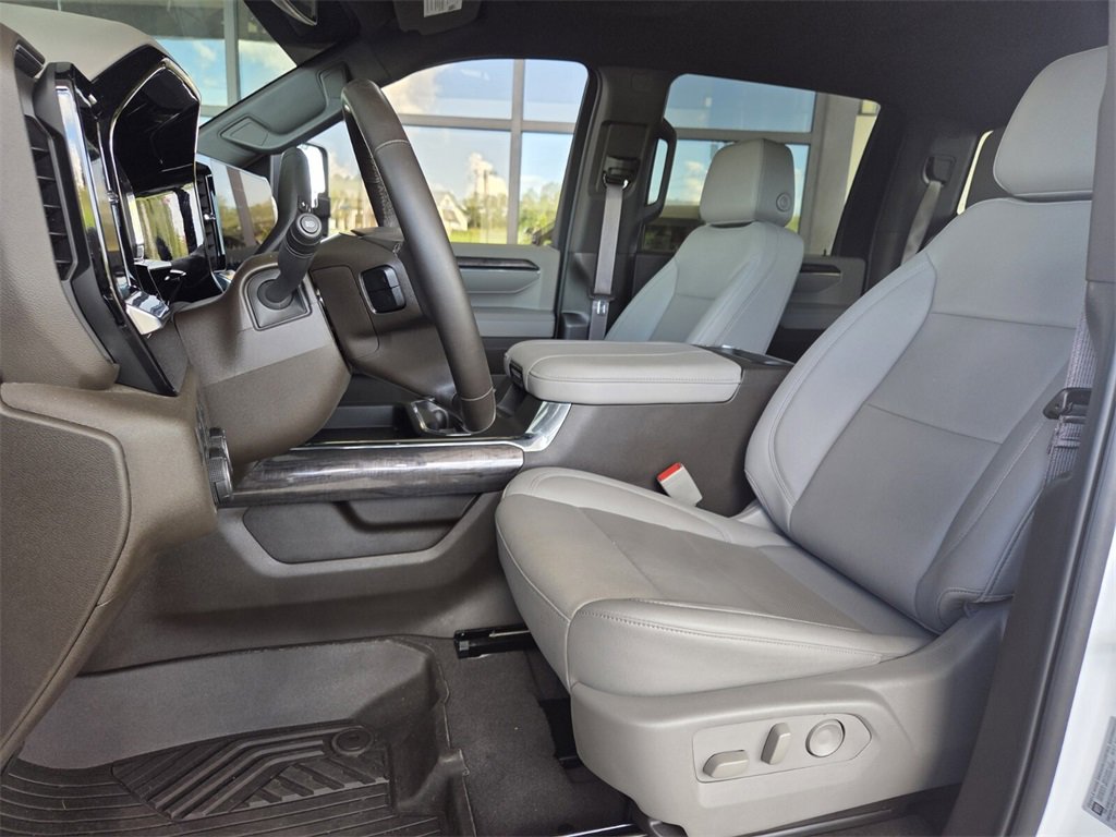 Used 2024 Chevrolet Silverado 2500 LTZ w/ LTZ Convenience Package image 14