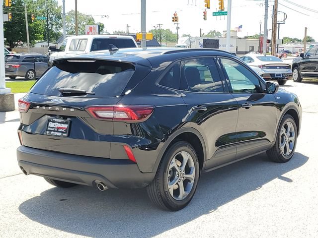 Used 2025 Ford Escape ST-Line FWD image 6