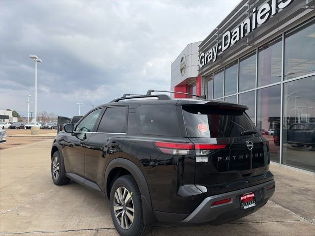 New 2026 Nissan Pathfinder SL image 2