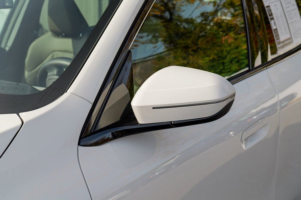 Used 2025 BMW X3 xDrive30i w/ M Sport Package image 11