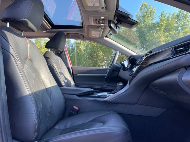 Used 2019 Toyota Camry XLE w/ Driver Assist Package FWD image 12