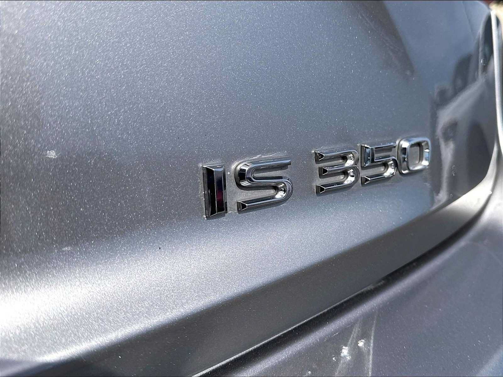 Used 2020 Lexus IS 350 F Sport w/ F Sport Package RWD image 11