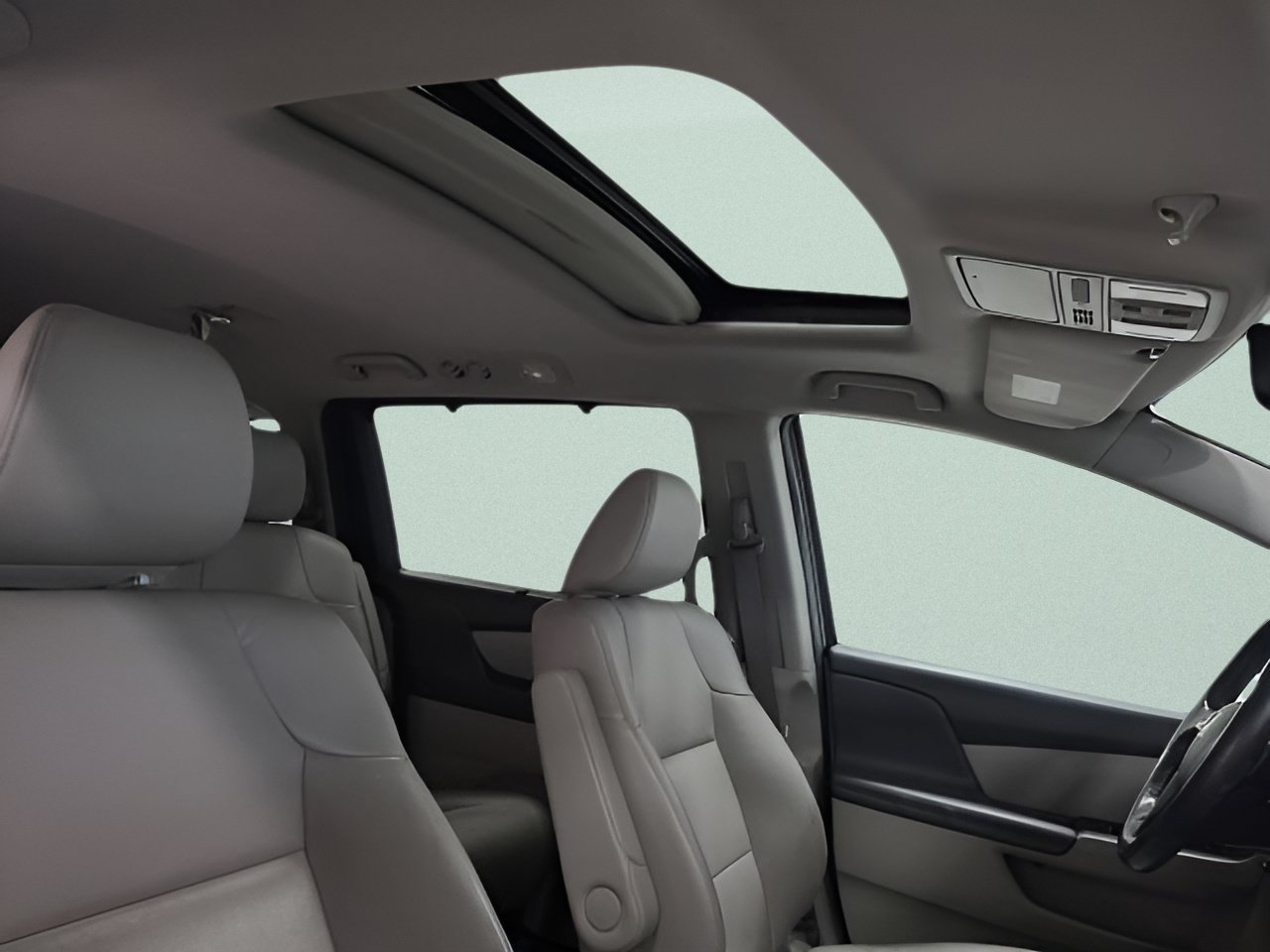 Used 2017 Honda Odyssey EX-L image 11