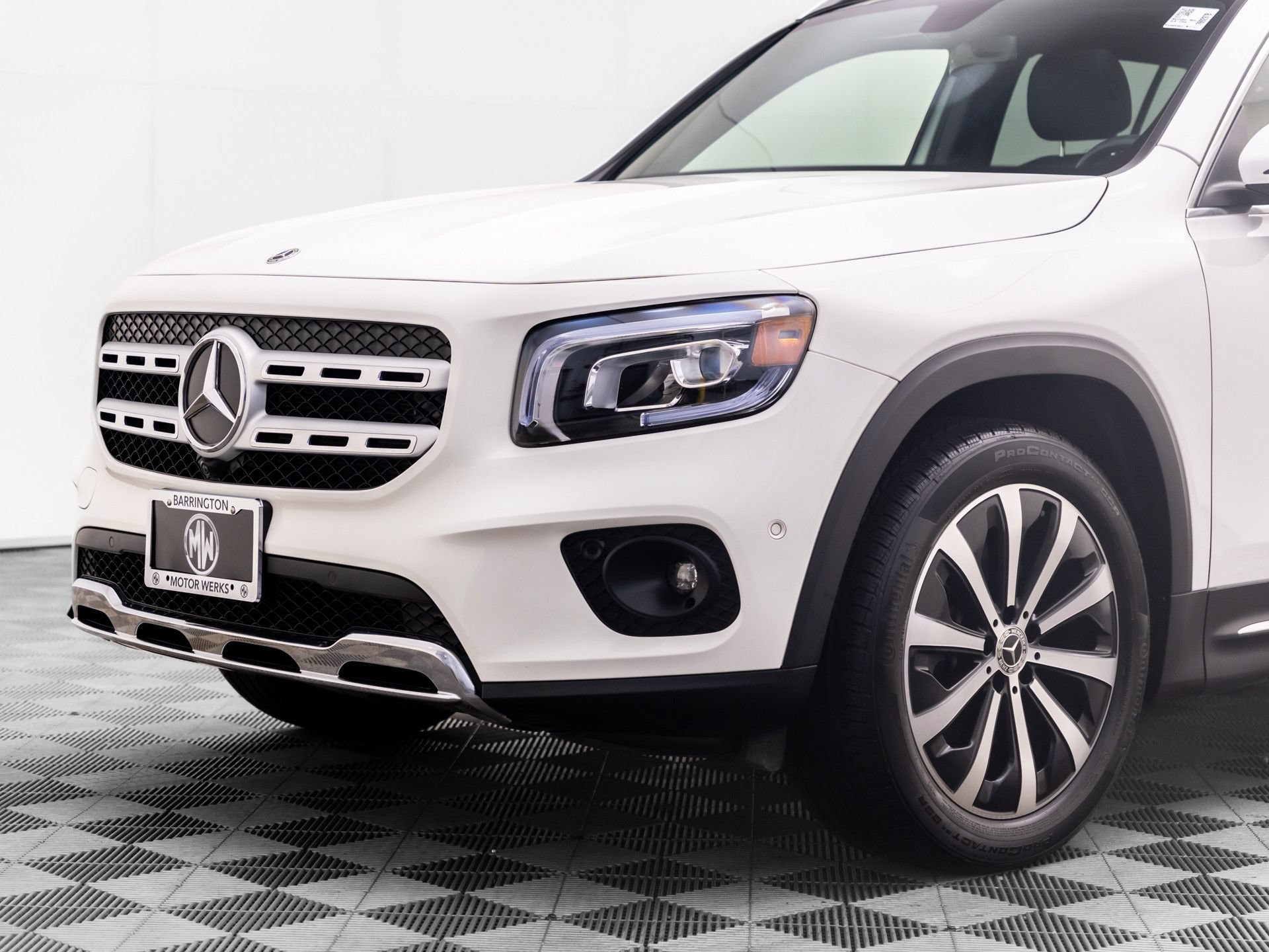 Used 2023 Mercedes-Benz GLB 250 4MATIC image 36