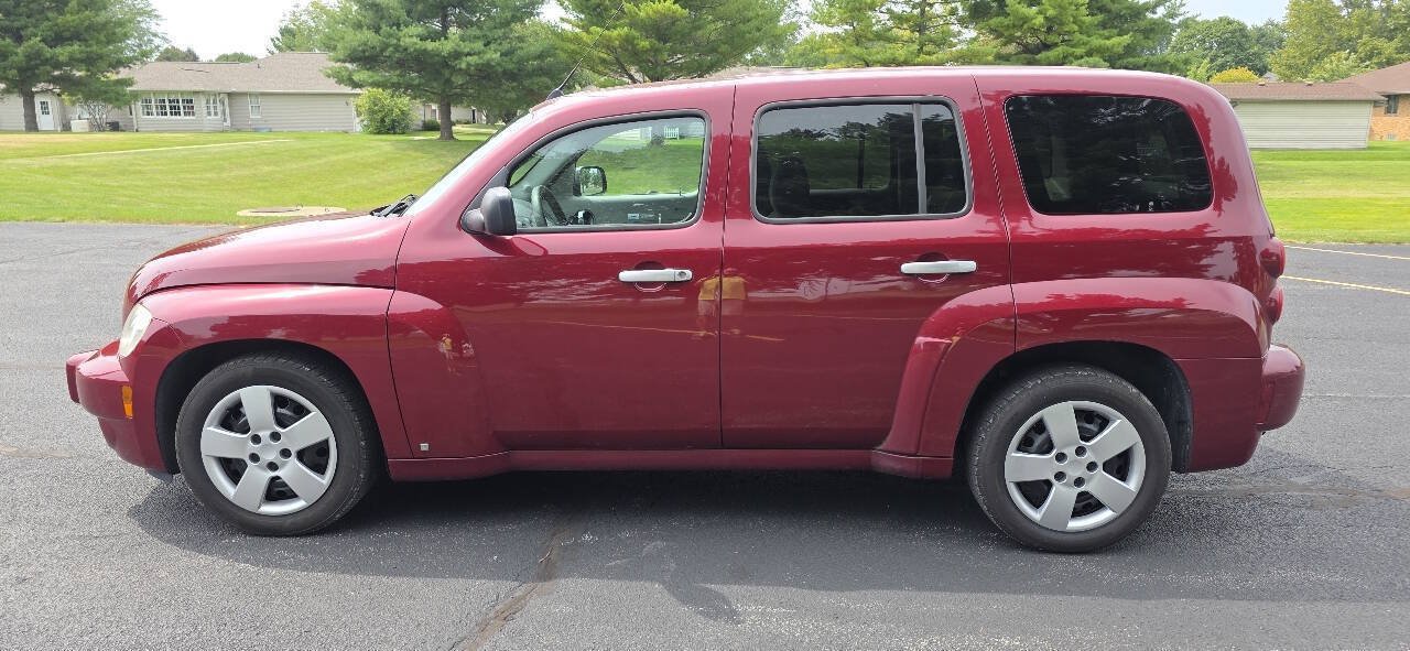Used 2007 Chevrolet HHR LS FWD image 6