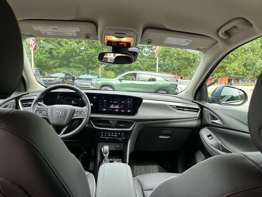 Used 2024 Buick Encore GX Avenir w/ Avenir Convenience Package AWD/4WD image 23