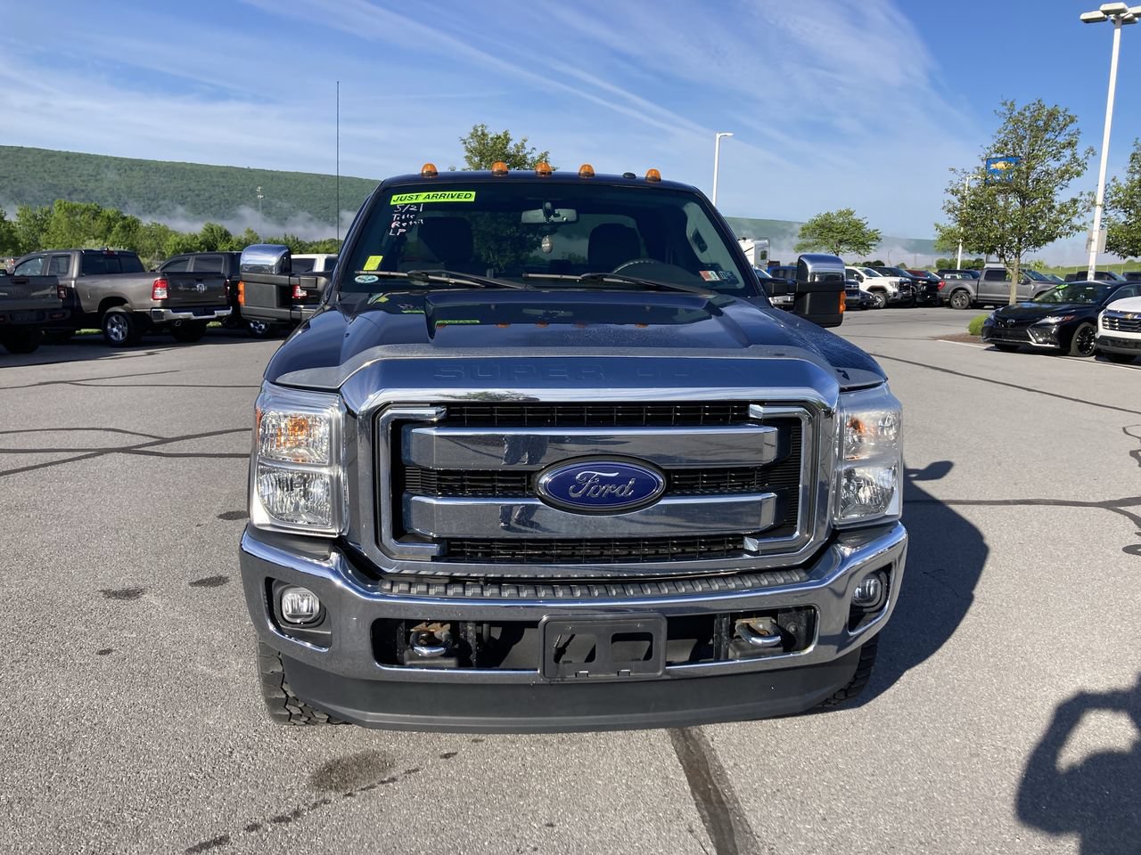 Used 2016 Ford F350 XLT w/ XLT Premium Package AWD/4WD image 2