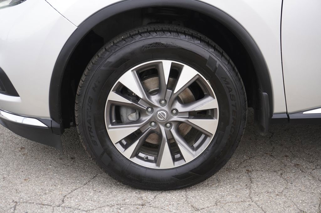 Used 2018 Nissan Murano S FWD image 10