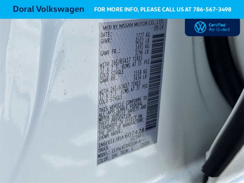 Used 2025 Nissan Frontier SV image 29