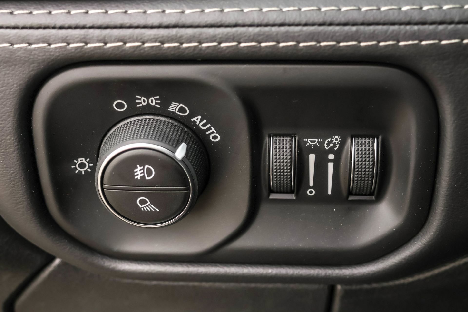 New 2026 RAM 2500 Limited image 30