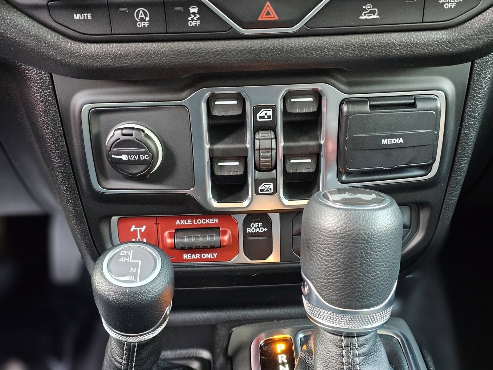 New 2026 Jeep Wrangler Unlimited Sport AWD/4WD image 18
