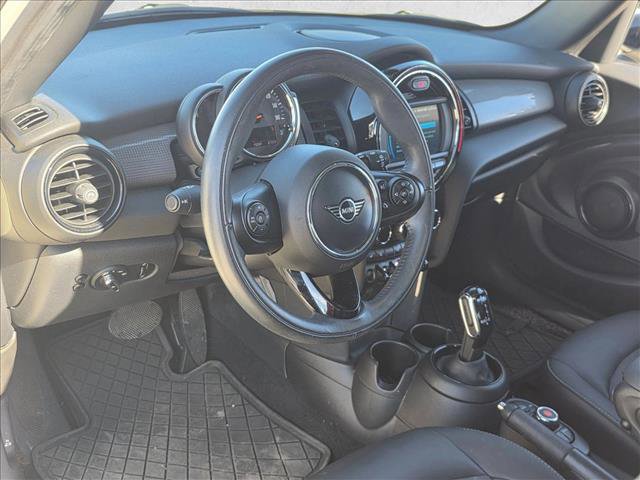 Used 2020 MINI Cooper 4-Door Hardtop image 10