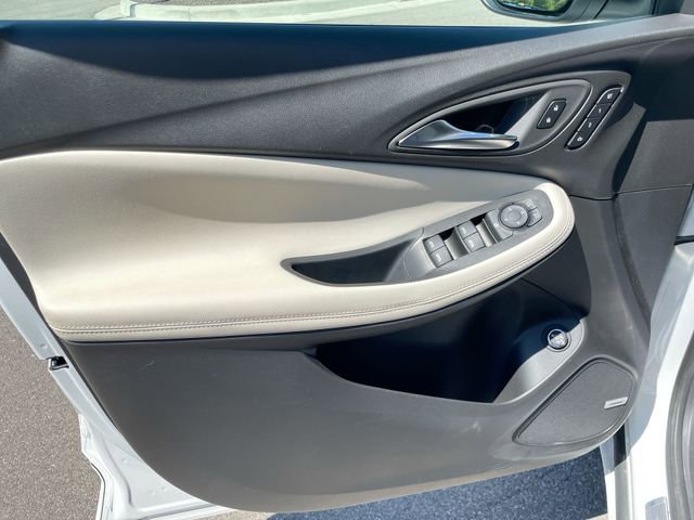 Used 2024 Buick Encore GX Avenir w/ Avenir Technology Package image 10
