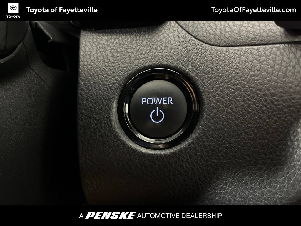 Certified 2025 Toyota Camry SE FWD image 33