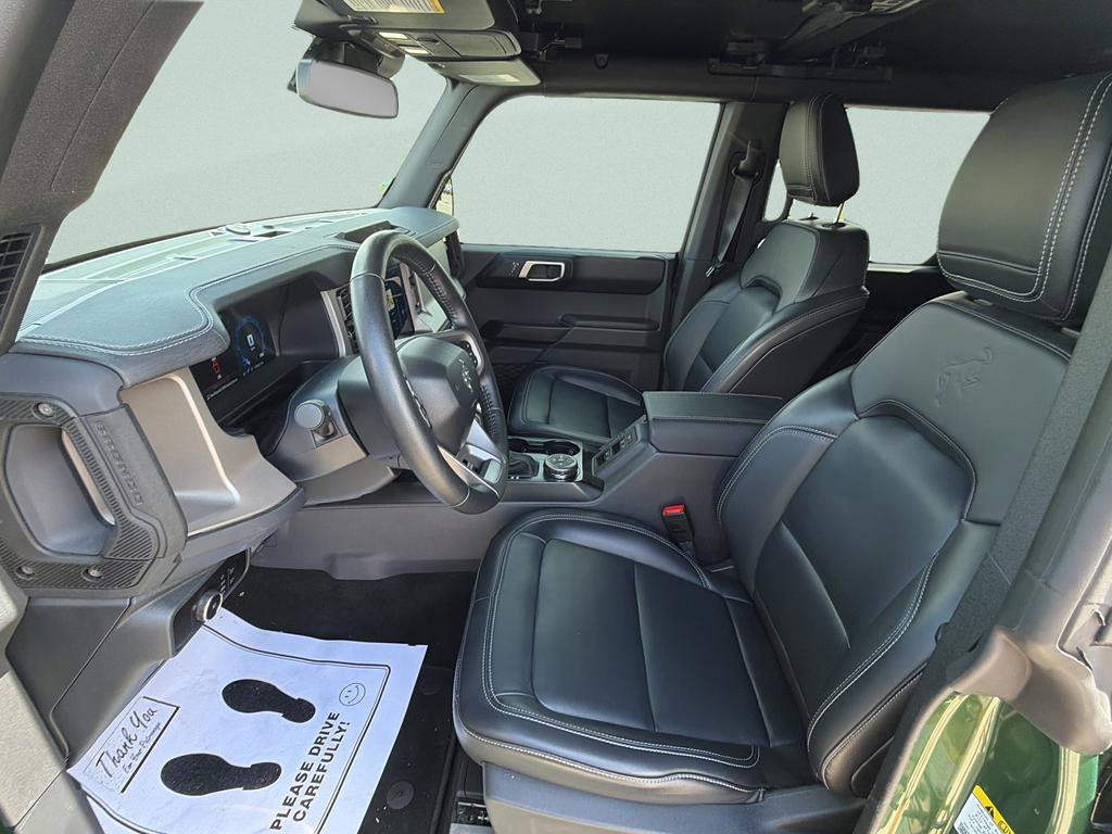 Used 2025 Ford Bronco Outer Banks image 18