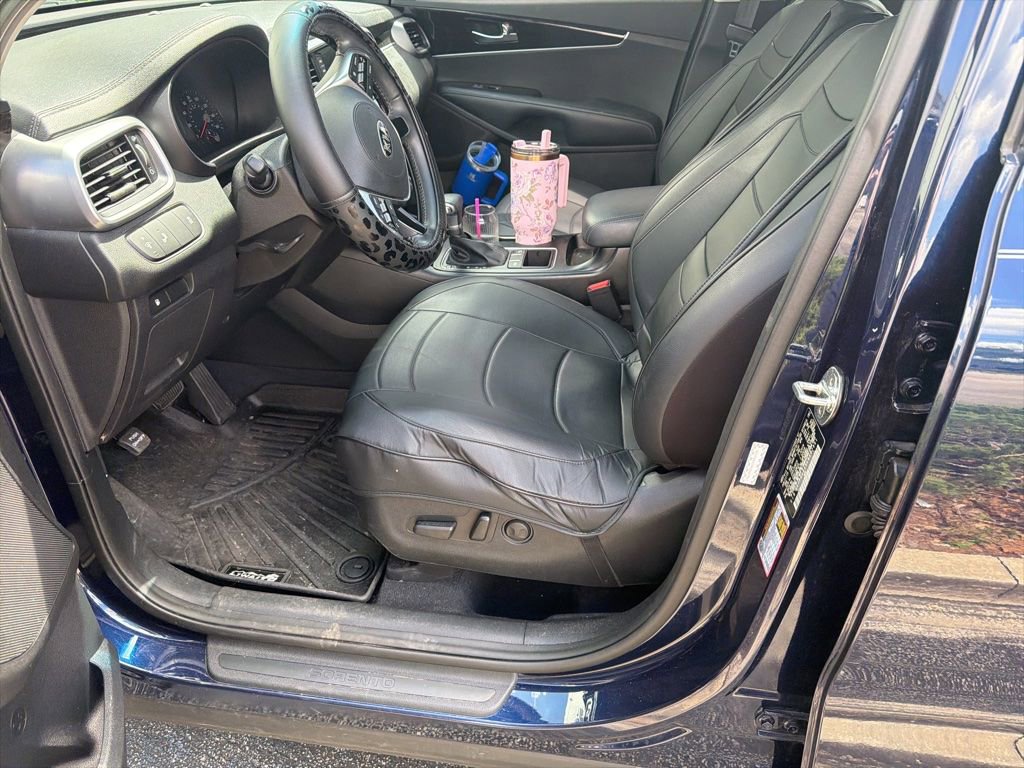 Used 2019 Kia Sorento S image 12