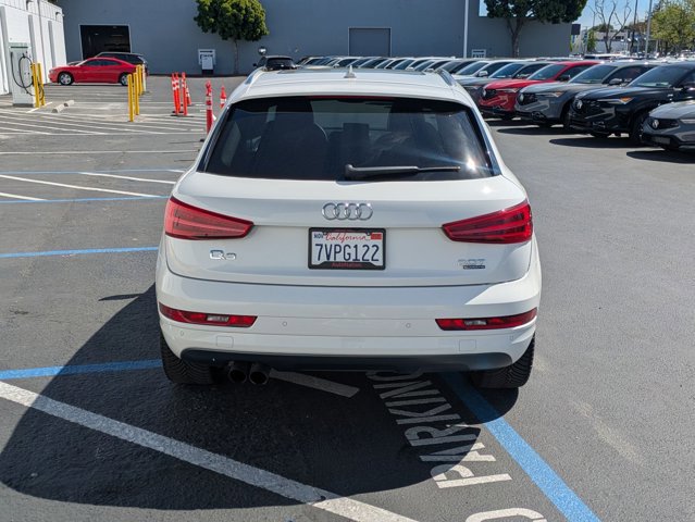 Used 2016 Audi Q3 2.0T Premium Plus w/ Technology Package image 7