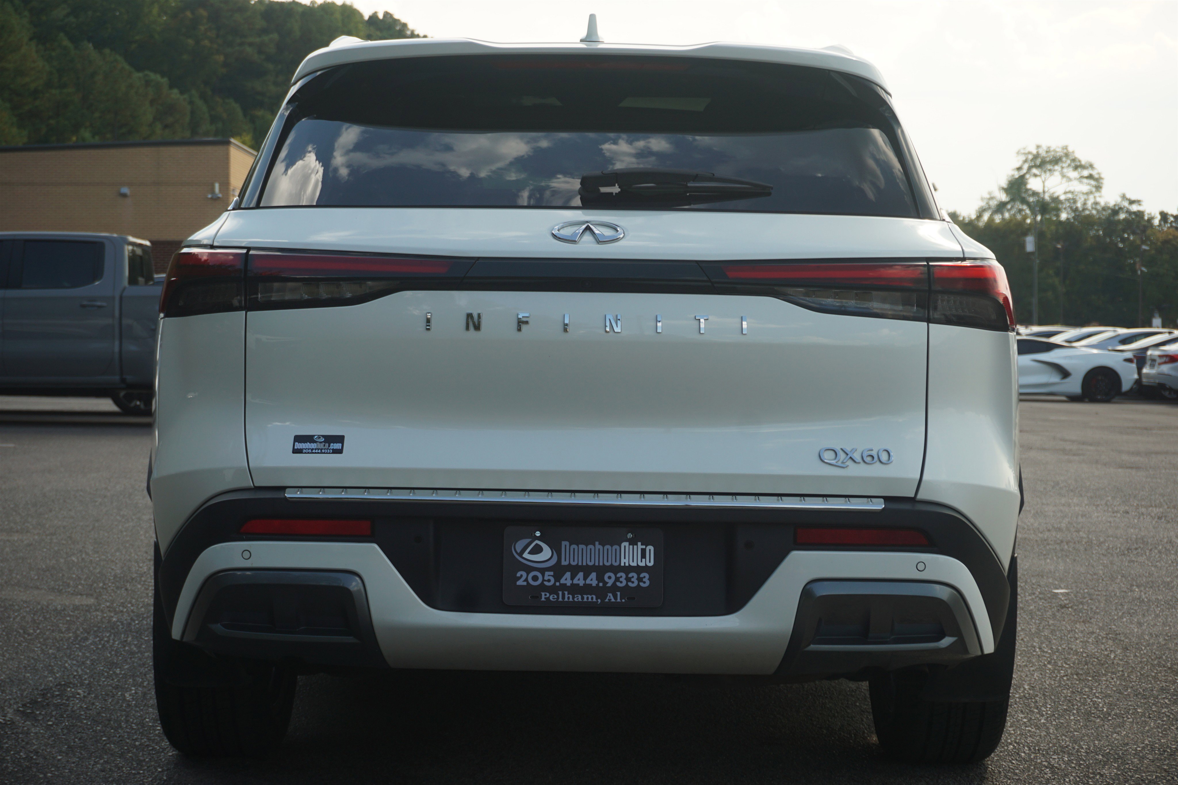 Used 2022 INFINITI QX60 Luxe w/ Vision Package image 8