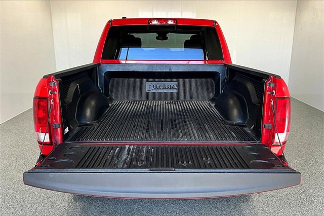 Used 2023 RAM 1500 Classic SLT image 7