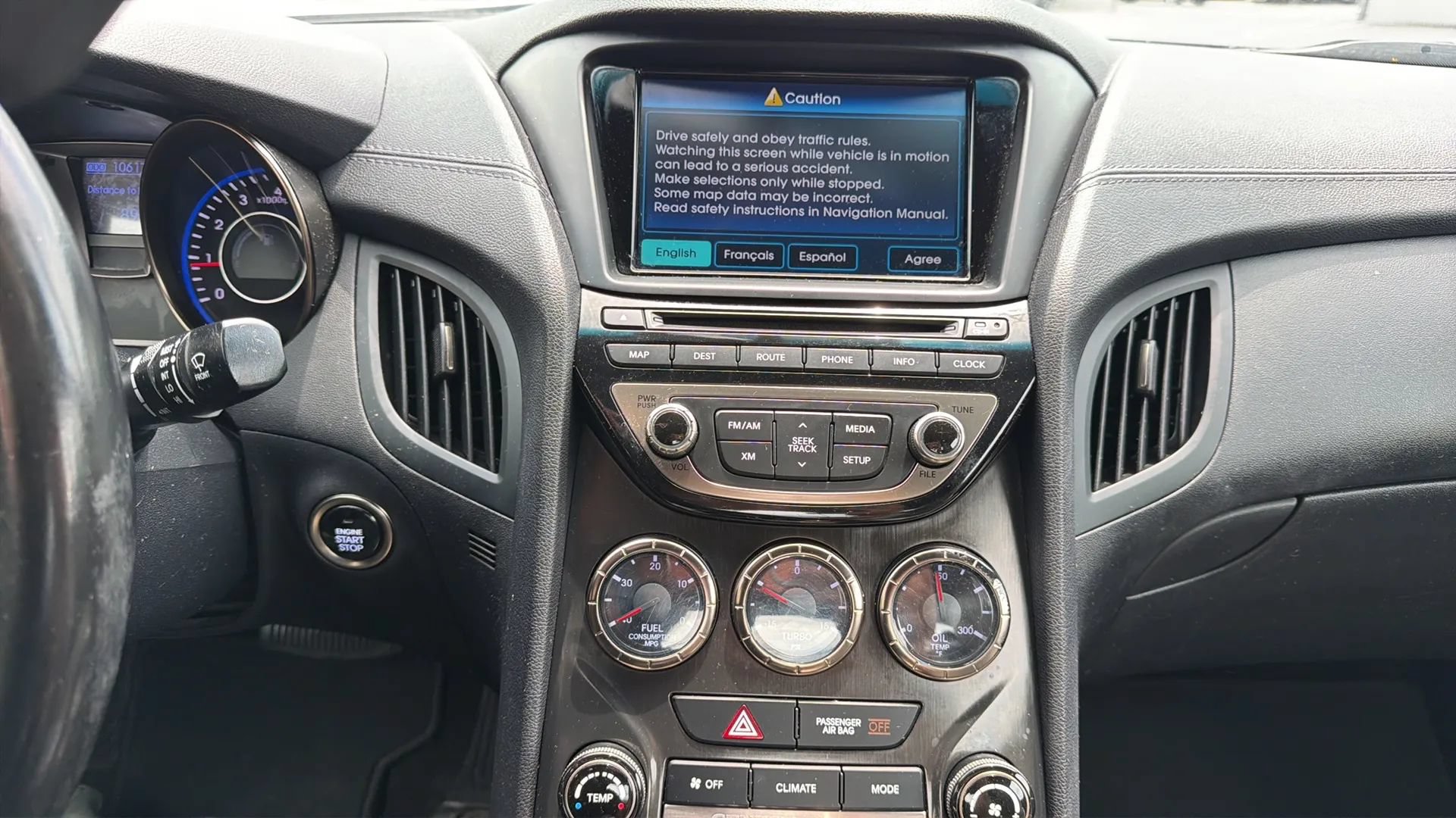 Used 2013 Hyundai Genesis 2.0T RWD image 18