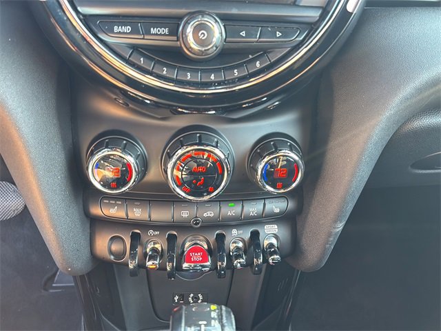 Used 2018 MINI Cooper S image 22