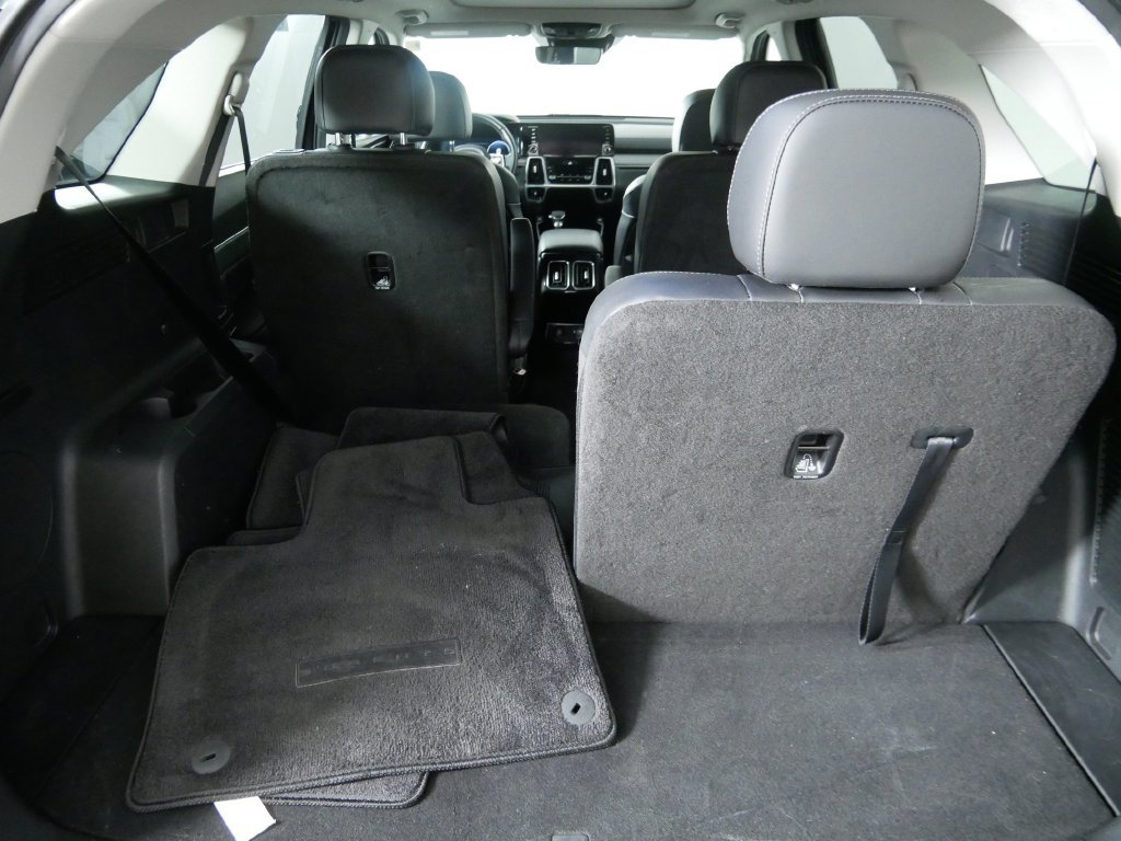 Used 2023 Kia Sorento SX AWD/4WD image 20