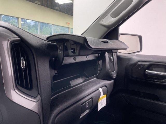 Used 2024 Chevrolet Silverado 1500 Custom w/ Rally Edition AWD/4WD image 33