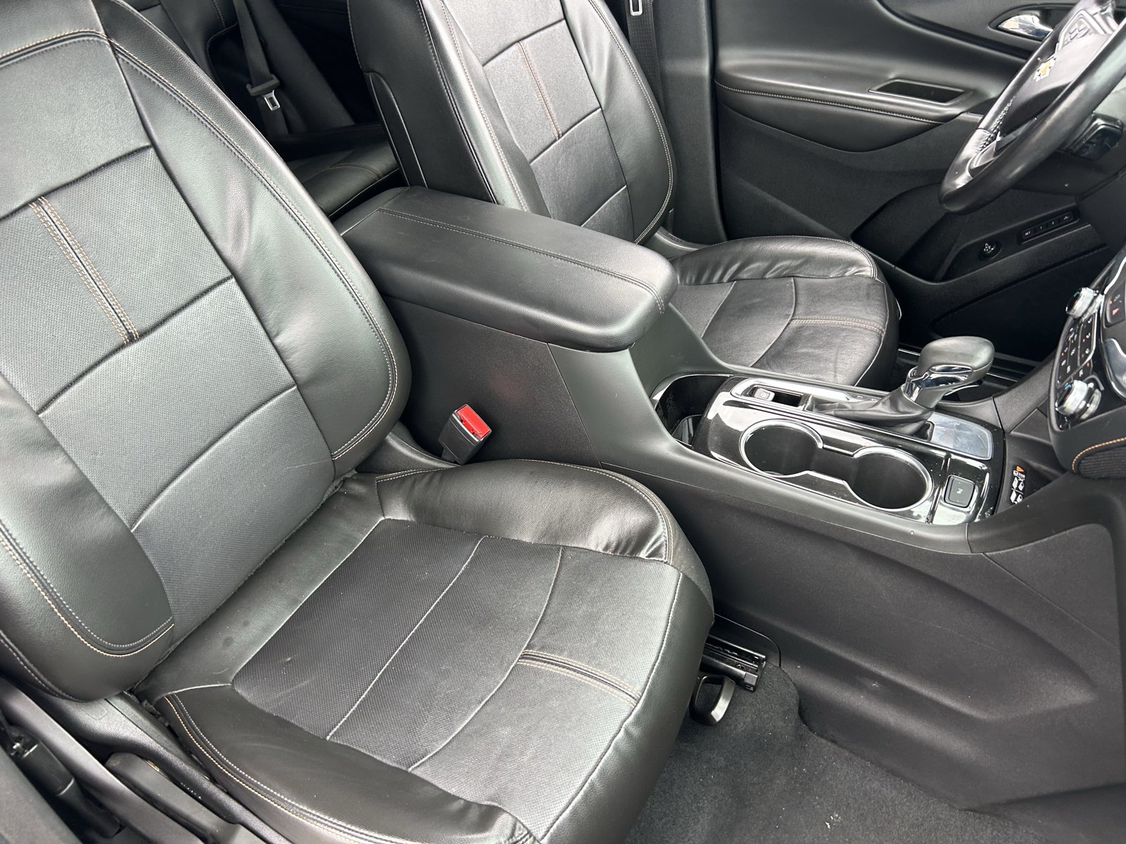 Certified 2022 Chevrolet Equinox Premier w/ LPO, Cargo Package FWD image 11