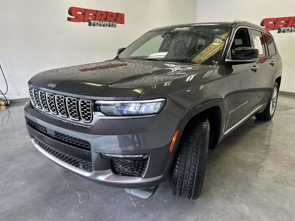 Used 2023 Jeep Grand Cherokee L Summit w/ Rear Seat Video Group I AWD/4WD image 7