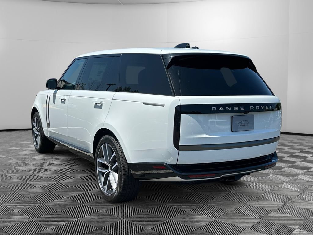 New 2026 Land Rover Range Rover Long Wheelbase SE AWD/4WD image 3