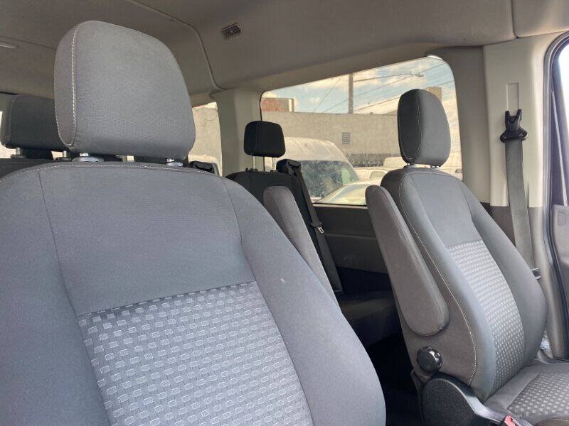 Used 2020 Ford Transit 350 XLT RWD image 10