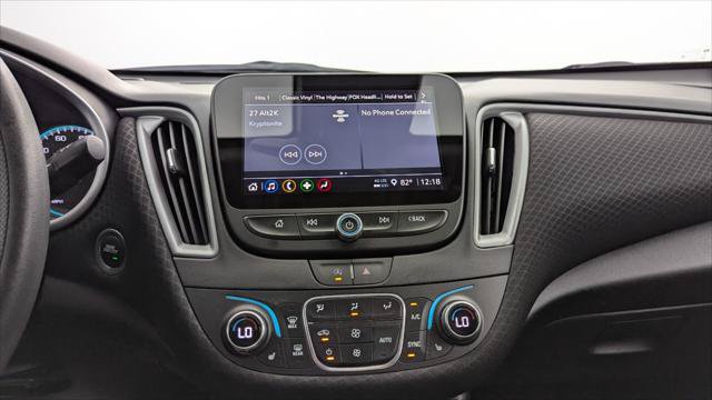 Used 2025 Chevrolet Malibu LT FWD image 28