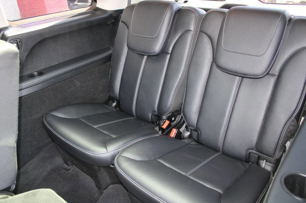 Used 2012 Mercedes-Benz GL 450 4MATIC image 18