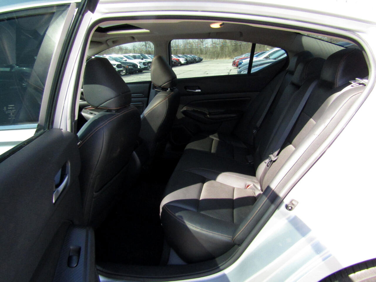 Used 2021 Nissan Altima 2.5 SR w/ SR Premium Package image 20