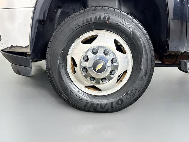 Used 2012 Chevrolet Silverado 3500 LTZ w/ LTZ Plus Package AWD/4WD image 30