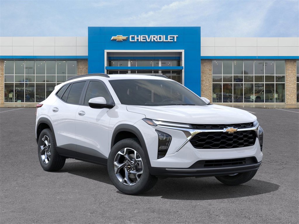 New 2025 Chevrolet Trax LT w/ Driver Confidence Package image 7