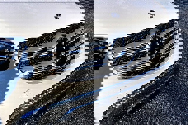 Certified 2022 Mercedes-Benz GLC 300 4MATIC image 35