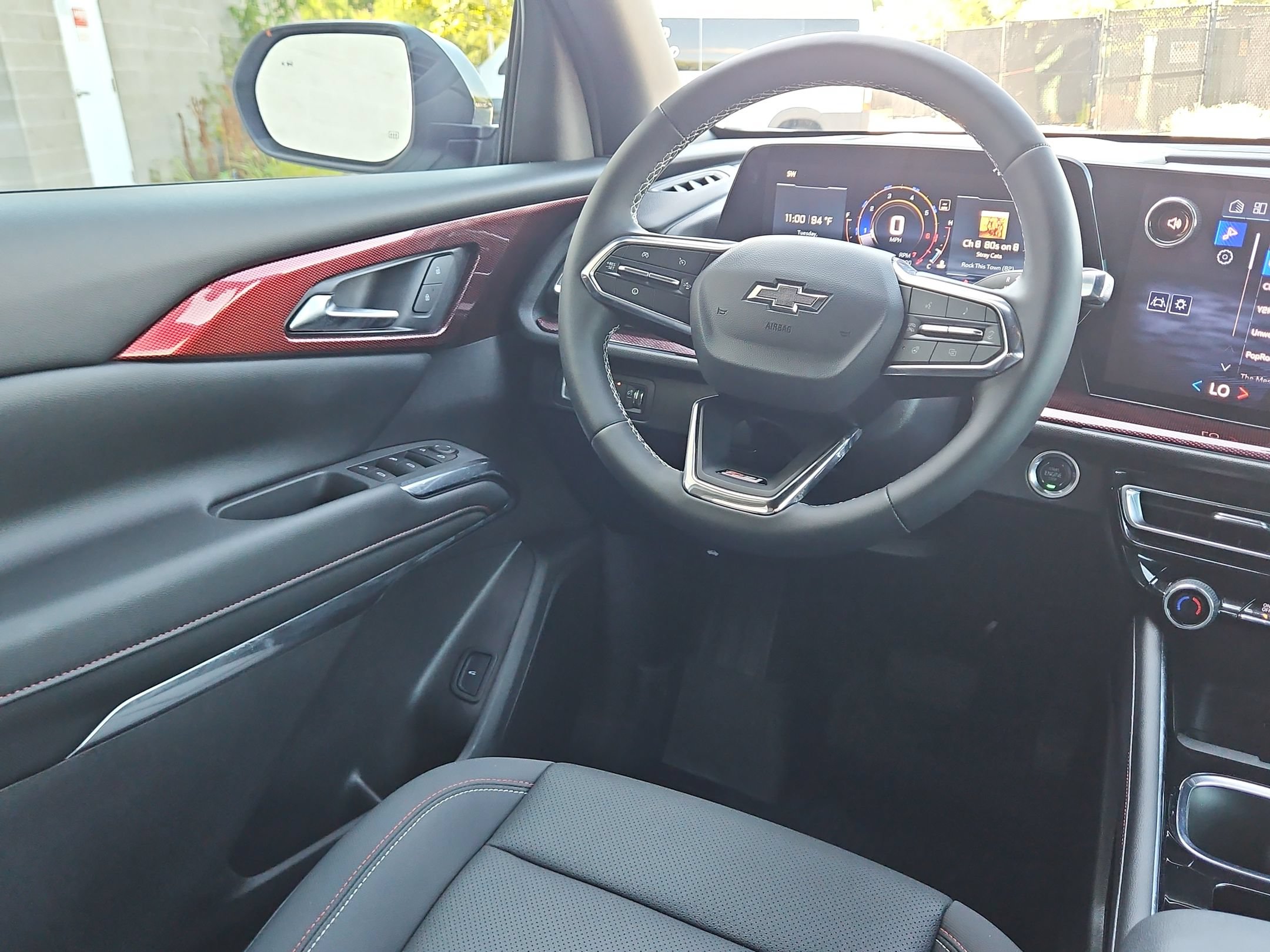 Used 2026 Chevrolet Traverse Z71 w/ Driver Confidence Package AWD/4WD image 9