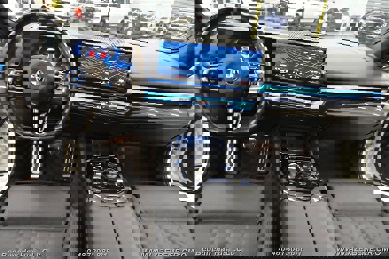 Used 2024 BMW i5 M60 w/ Premium Package image 16